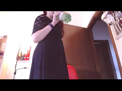 ❤️ Um escravo submisso que ama calcinhas sujas e luxuriosas é forçado a se masturbar depois de assistir a este vídeo! ❤️ Sexo vídeo em nós pt-br.hentaisun.ru ❌️